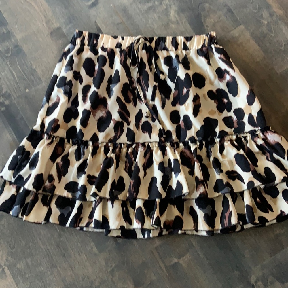 Leopard print skirt size medium